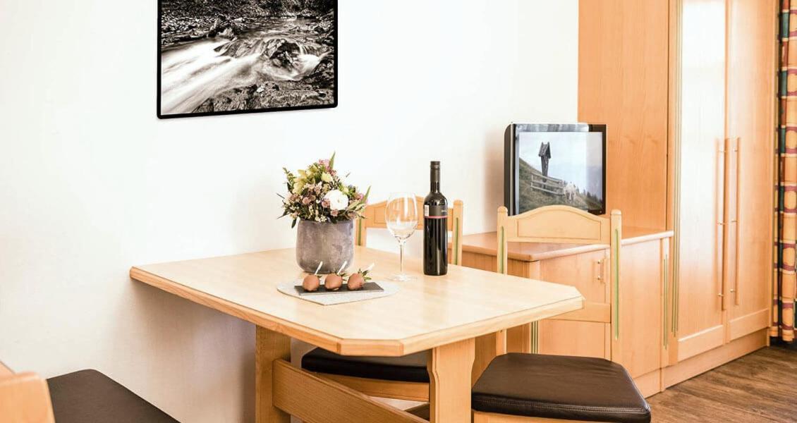 Feriengut Hasenau Aparthotel Saalbach-Hinterglemm Bagian luar foto