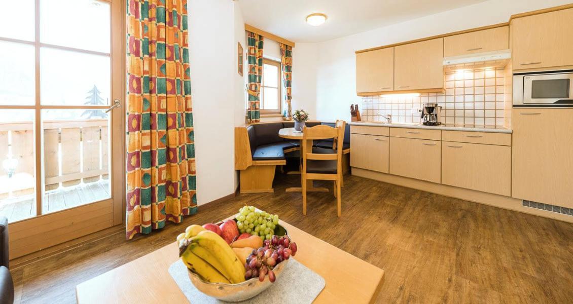Feriengut Hasenau Aparthotel Saalbach-Hinterglemm Bagian luar foto