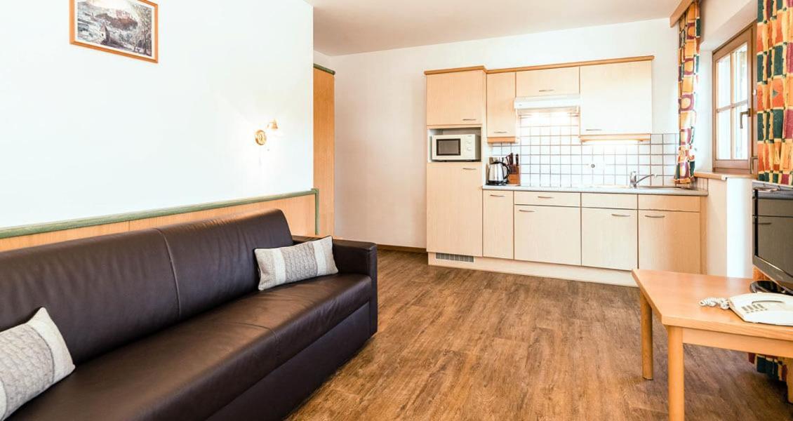 Feriengut Hasenau Aparthotel Saalbach-Hinterglemm Bagian luar foto