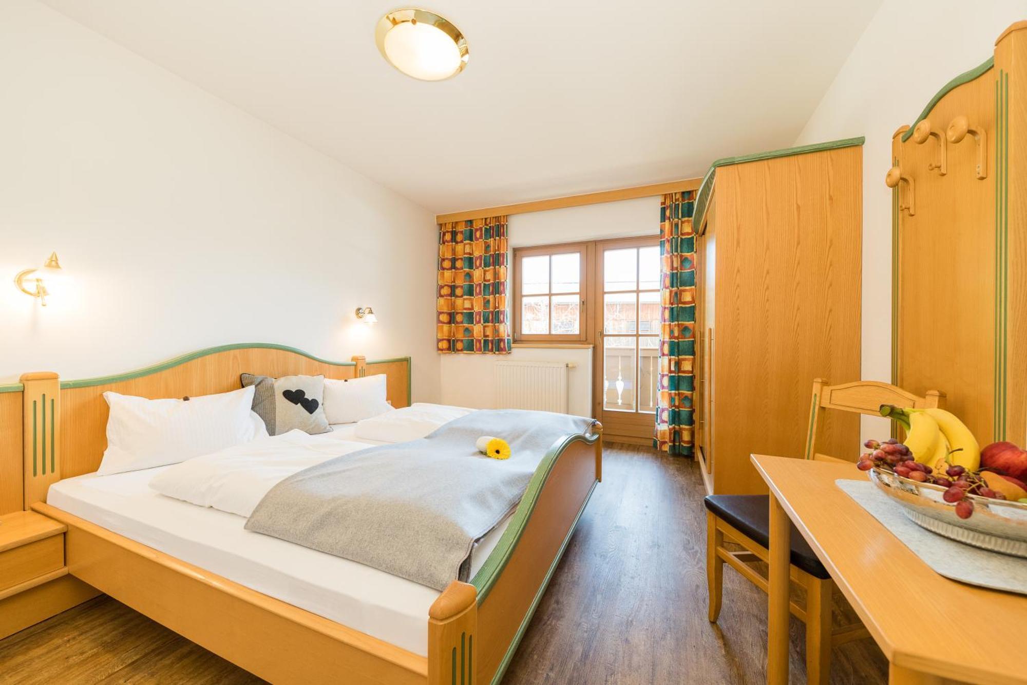 Feriengut Hasenau Aparthotel Saalbach-Hinterglemm Bagian luar foto