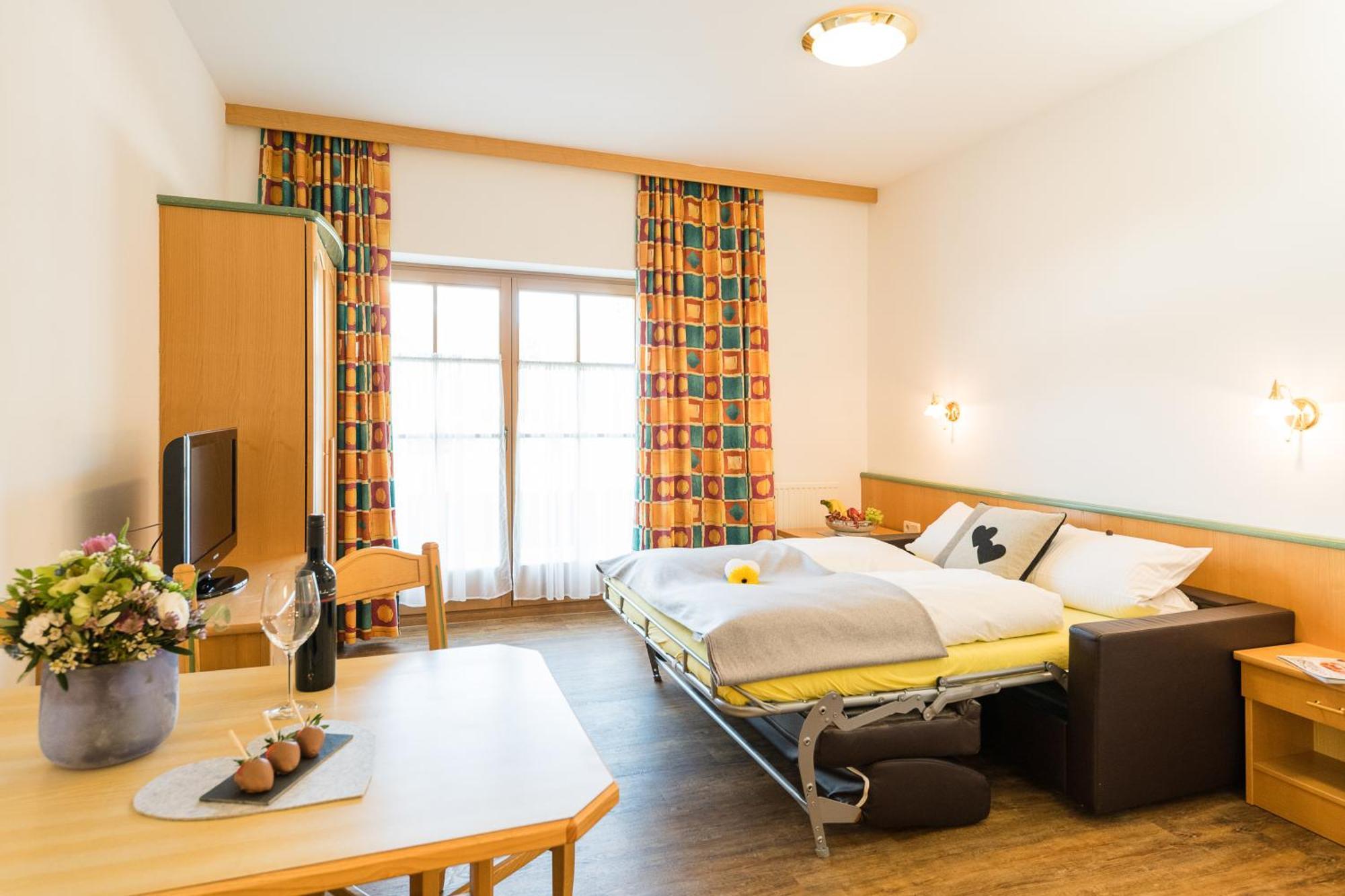 Feriengut Hasenau Aparthotel Saalbach-Hinterglemm Bagian luar foto